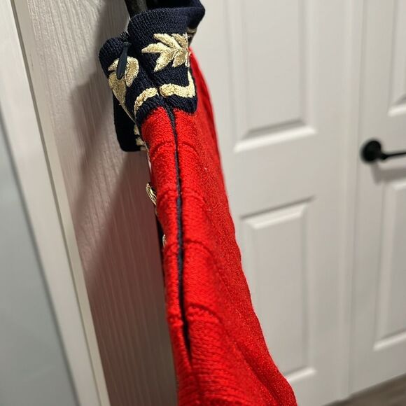 ST. JOHN COLLECTION Embroidered Logo Sweater, Red/Navy/Gold, Size L - Picture 10 of 11